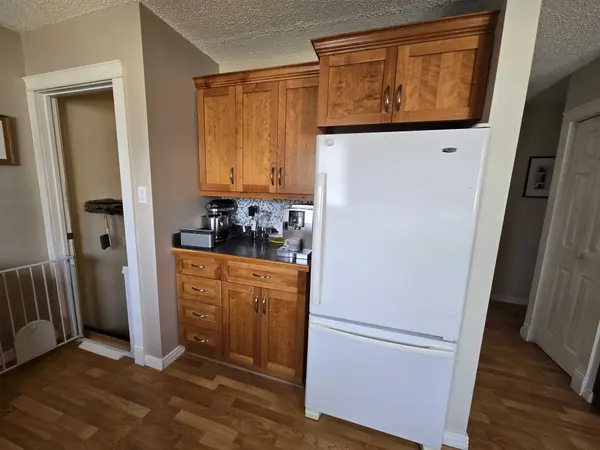 208 Clinton Pl, Swift Current, SK S9H 4K2