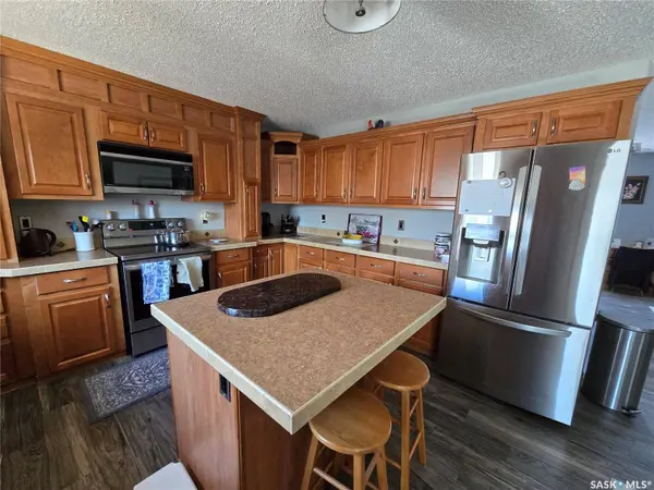94 Prairie Sun COURT, Swift Current, SK S9H 3X6