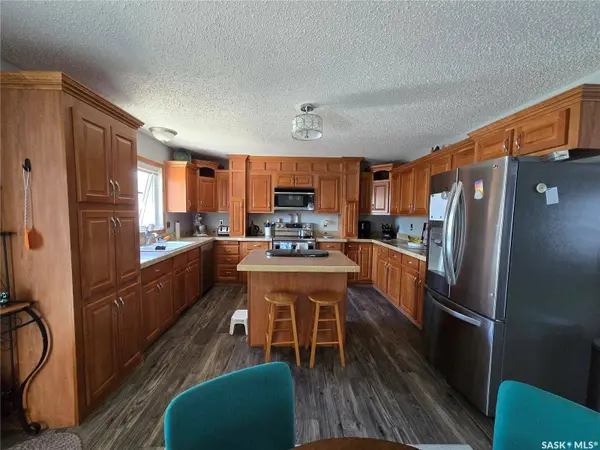 94 Prairie Sun COURT, Swift Current, SK S9H 3X6