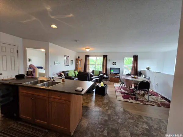 1275 South Railway STREET E #22, Swift Current, SK S9H 5P3