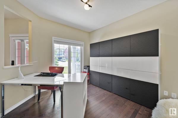 100 ELLINGTON CR, St. Albert, AB T8N 4C6