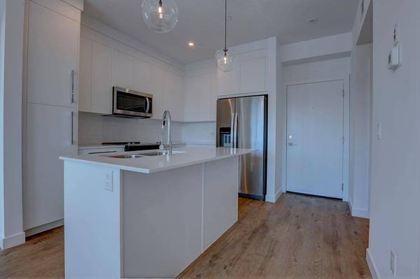 111 Wolf Creek DR SE #4311, Calgary, AB t2x5x2