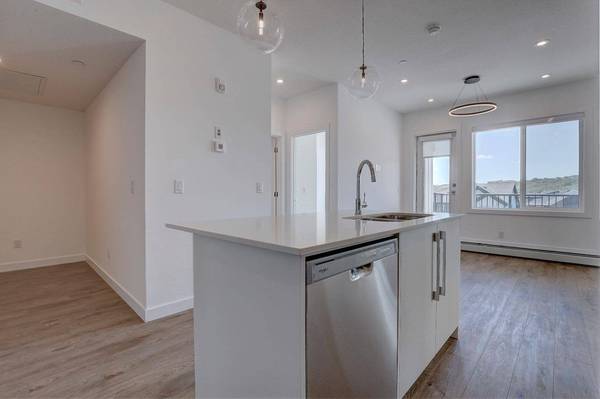 111 Wolf Creek DR SE #4311, Calgary, AB t2x5x2