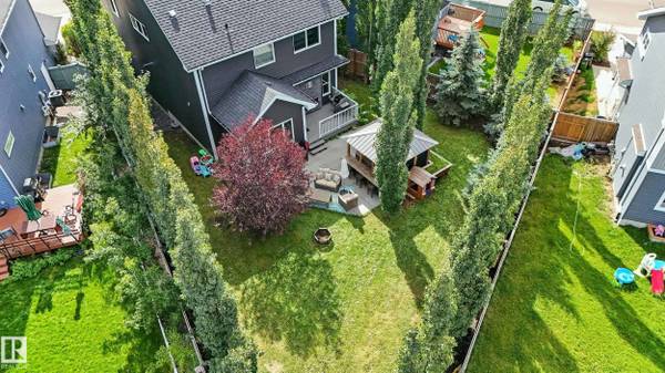 16640 14 AV SW, Edmonton, AB T6W 3C3