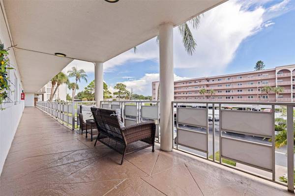 5603 80TH ST #209, St Petersburg, FL 33709