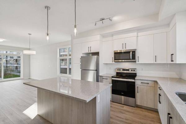 400 Belmont ST SW #110, Calgary, AB T2X4c1