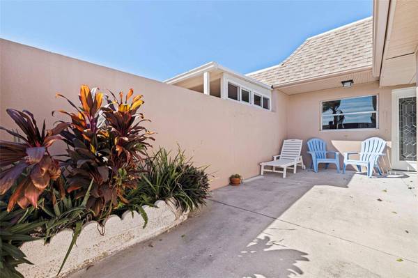 409 BOCA CIEGA POINT BLVD S #409, St Petersburg, FL 33708