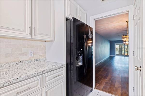 409 BOCA CIEGA POINT BLVD S #409, St Petersburg, FL 33708