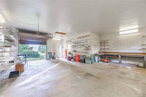 1817 Richardson Rd, Nanaimo, BC V9X 1C9