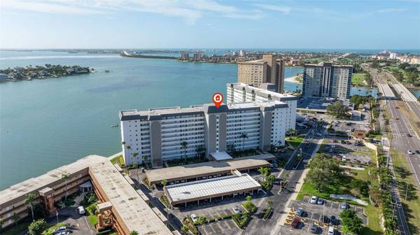 5108 BRITTANY DR S #1005, St Petersburg, FL 33715