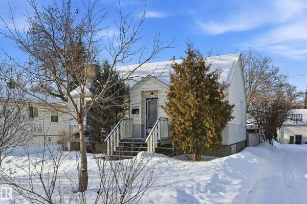 12408 89 ST NW, Edmonton, AB T5B 3W9