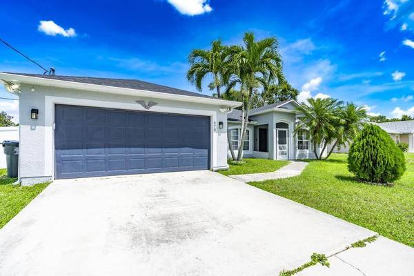 573 SW Cherryhill RD, Port Saint Lucie, FL 34953