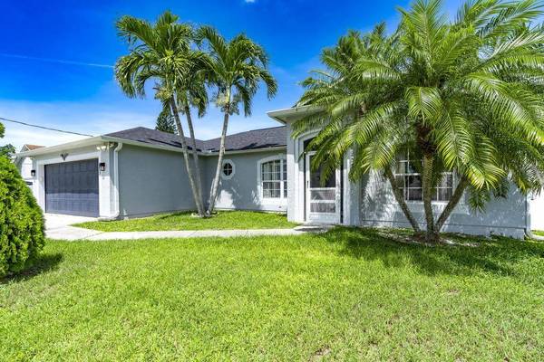 573 SW Cherryhill RD, Port Saint Lucie, FL 34953