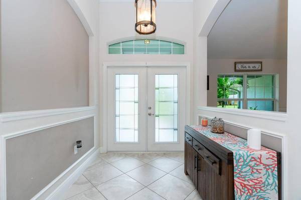 5810 NW Chesboro TER, Port Saint Lucie, FL 34986