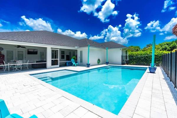 5810 NW Chesboro TER, Port Saint Lucie, FL 34986