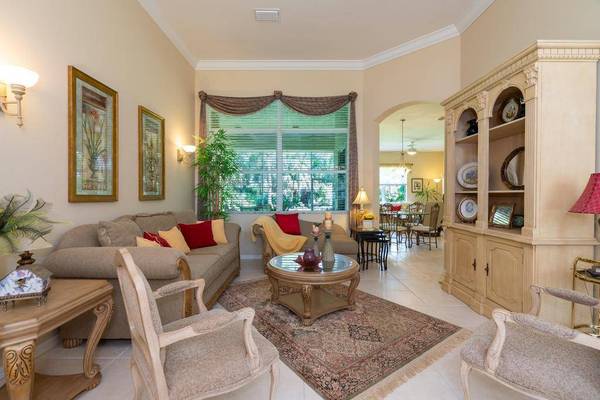 650 SW Long Key CT, Port Saint Lucie, FL 34986