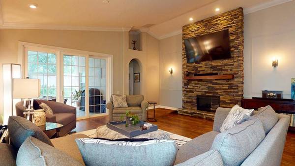 607 NW Whitfield WAY, Port Saint Lucie, FL 34986