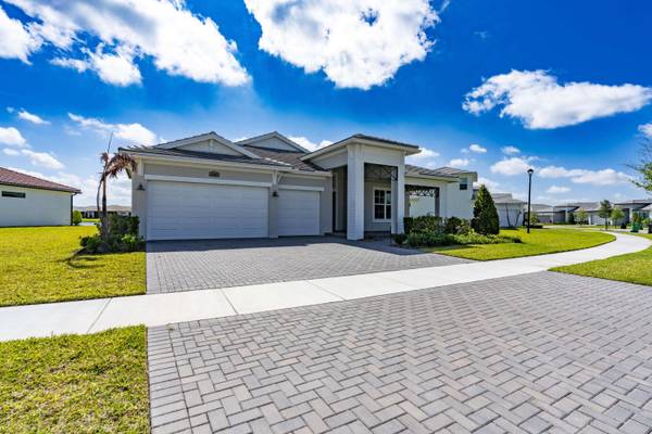 8580 SW Cantante WAY, Port St Lucie, FL 34987