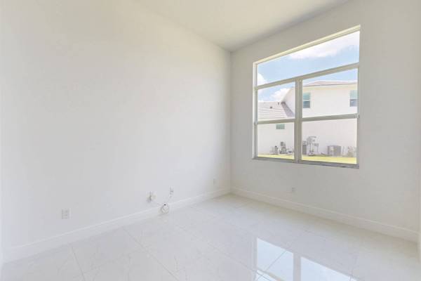 8580 SW Cantante WAY, Port St Lucie, FL 34987