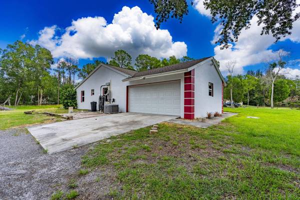 13387 N 68th St ST N, The Acreage, FL 33412