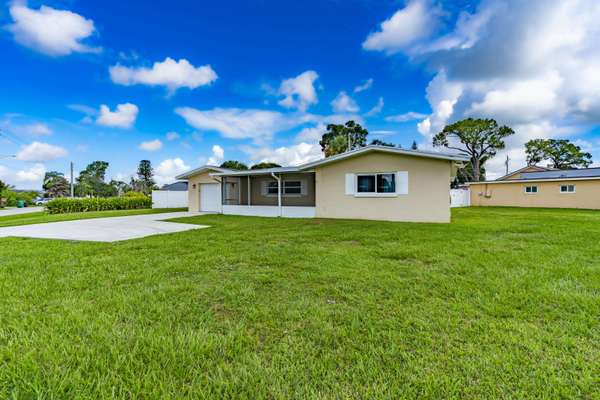 613 Beach AVE, Port St Lucie, FL 34952