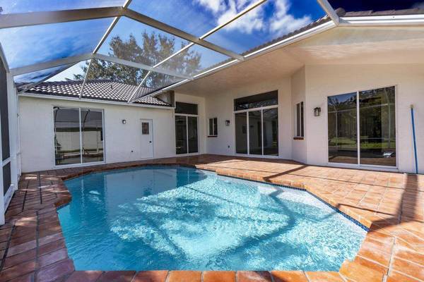 1255 SW Maplewood DR, Port St Lucie, FL 34986