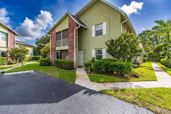 12096 FL A1AAlt #F3, Palm Beach Gardens, FL 33410