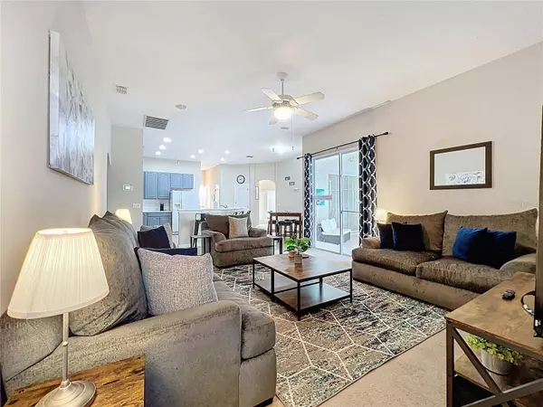 518 BRIGHTON DR, Davenport, FL 33897