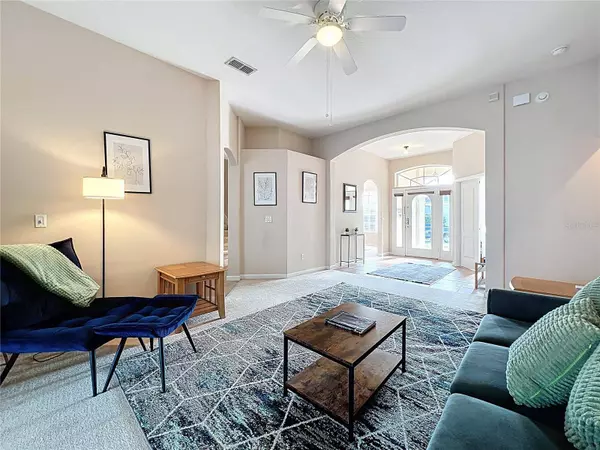 518 BRIGHTON DR, Davenport, FL 33897