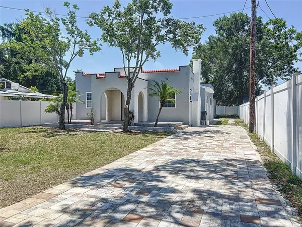 2409 E MAGNOLIA ST, Lakeland, FL 33801