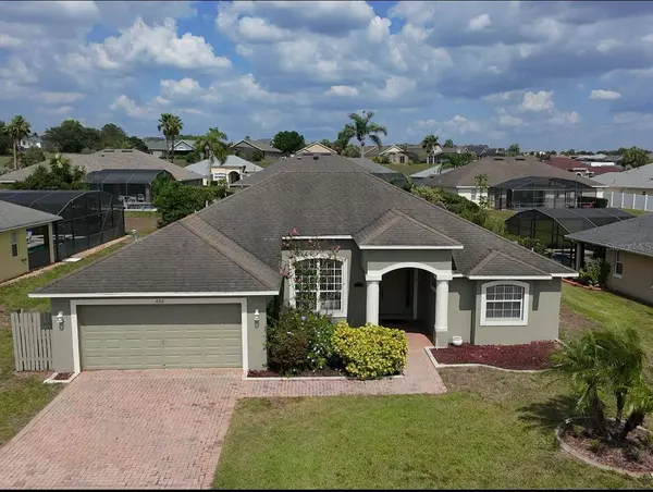 458 MOSCATO DR, Davenport, FL 33897