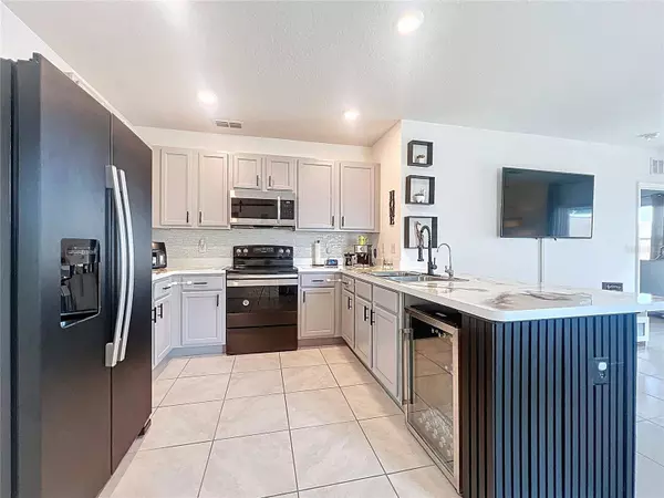 168 EAGLEVIEW LOOP, Davenport, FL 33837