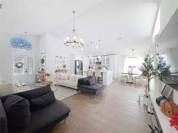 41 MONTANA AVE, Davenport, FL 33897