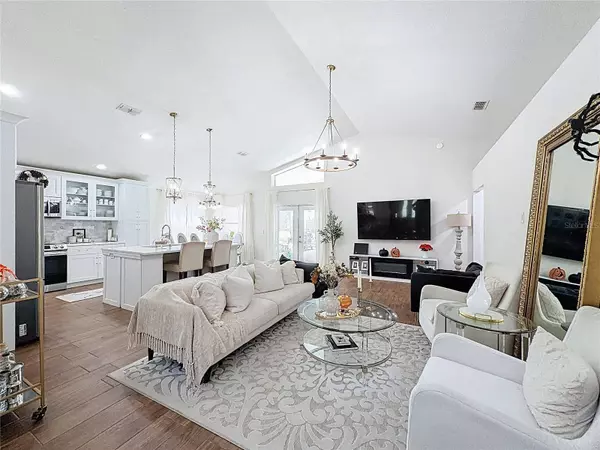 41 MONTANA AVE, Davenport, FL 33897