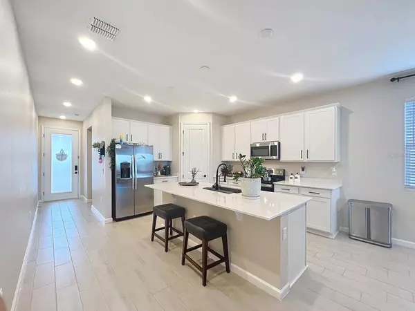 951 GRIFFON AVE, Lake Alfred, FL 33850