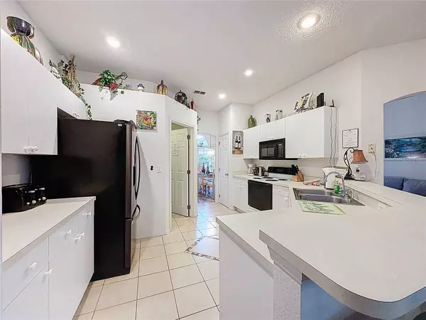 936 MONTANA AVE, Davenport, FL 33897