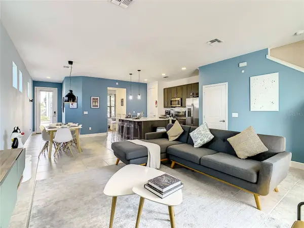 181 VILLA DOMANI CIR, Davenport, FL 33896