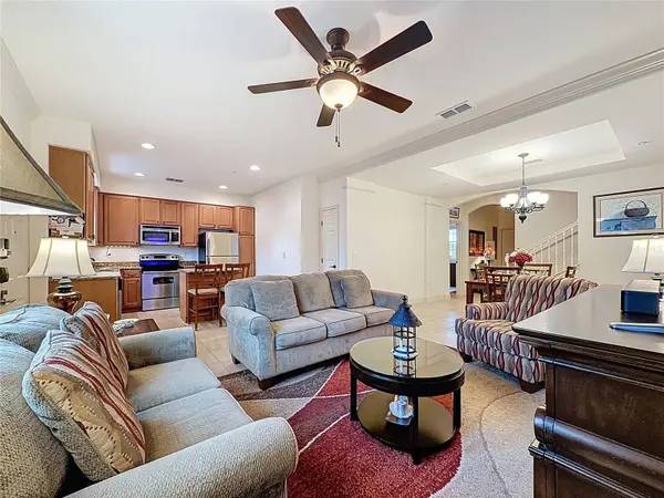 2726 BELLA VISTA DR, Davenport, FL 33897