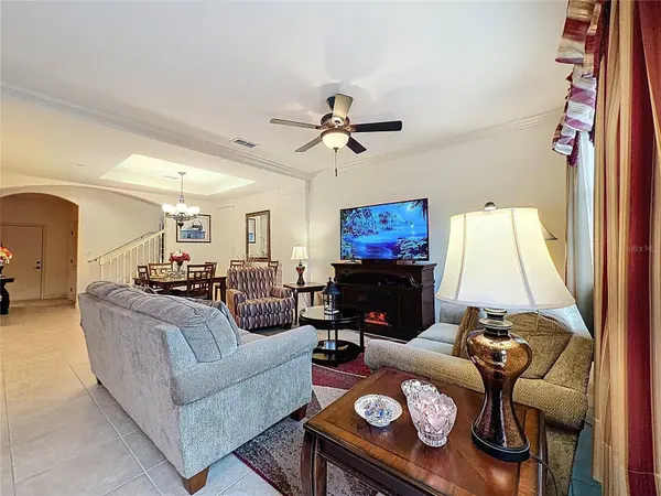 2726 BELLA VISTA DR, Davenport, FL 33897