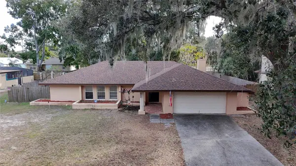 209 FIRST ST, Tavares, FL 32778
