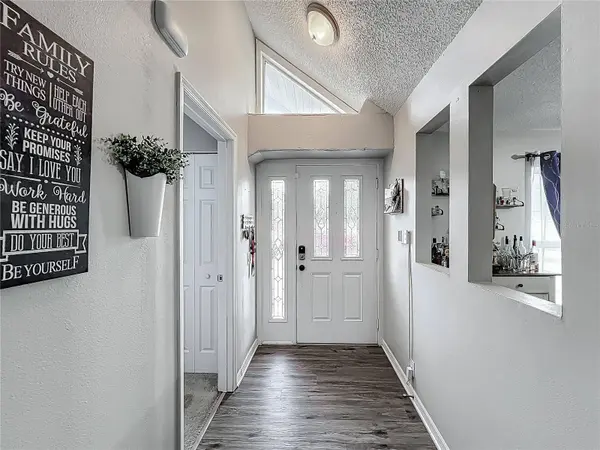 340 VAIL DR, Winter Haven, FL 33884