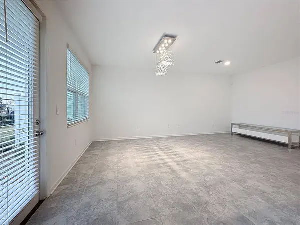 176 BOGEY DR, Davenport, FL 33896