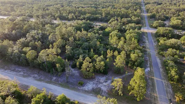 1002 GARDENIA DR, Indian Lake Estates, FL 33855