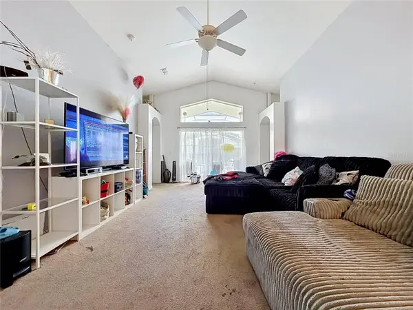 230 HYPOLITA AVE, Davenport, FL 33897