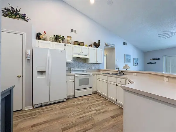 336 CALIFORNIA BLVD, Davenport, FL 33897
