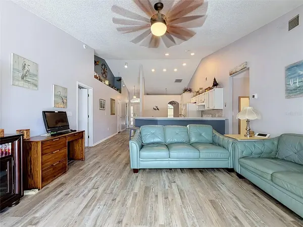 336 CALIFORNIA BLVD, Davenport, FL 33897
