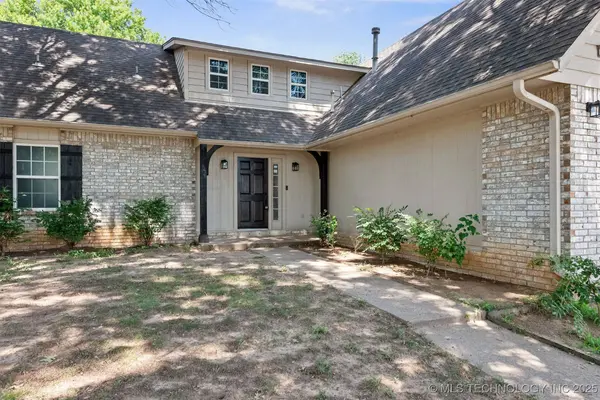 1808 W Inglewood ST W, Broken Arrow, OK 74011
