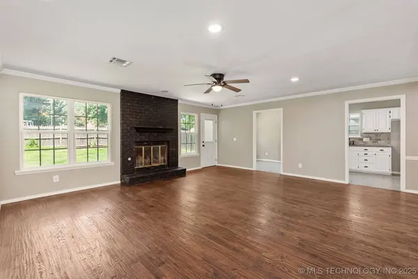 1808 W Inglewood ST W, Broken Arrow, OK 74011