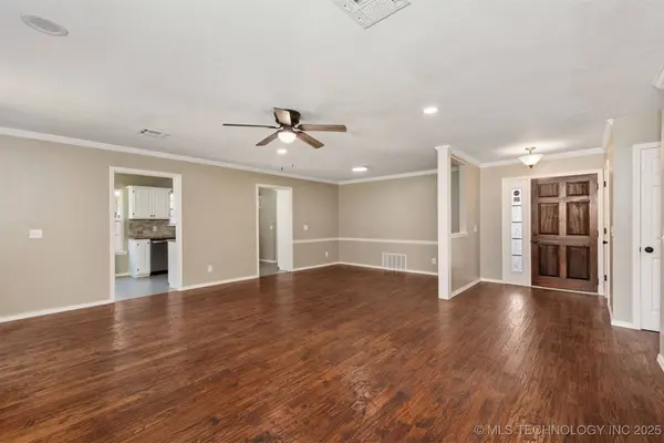 1808 W Inglewood ST W, Broken Arrow, OK 74011