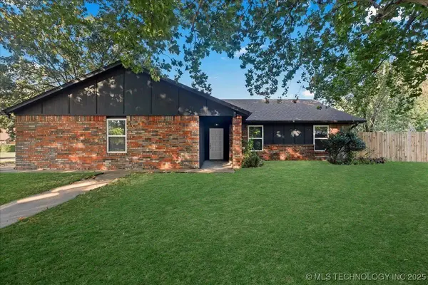 704 N Zenith AVE, Tulsa, OK 74127